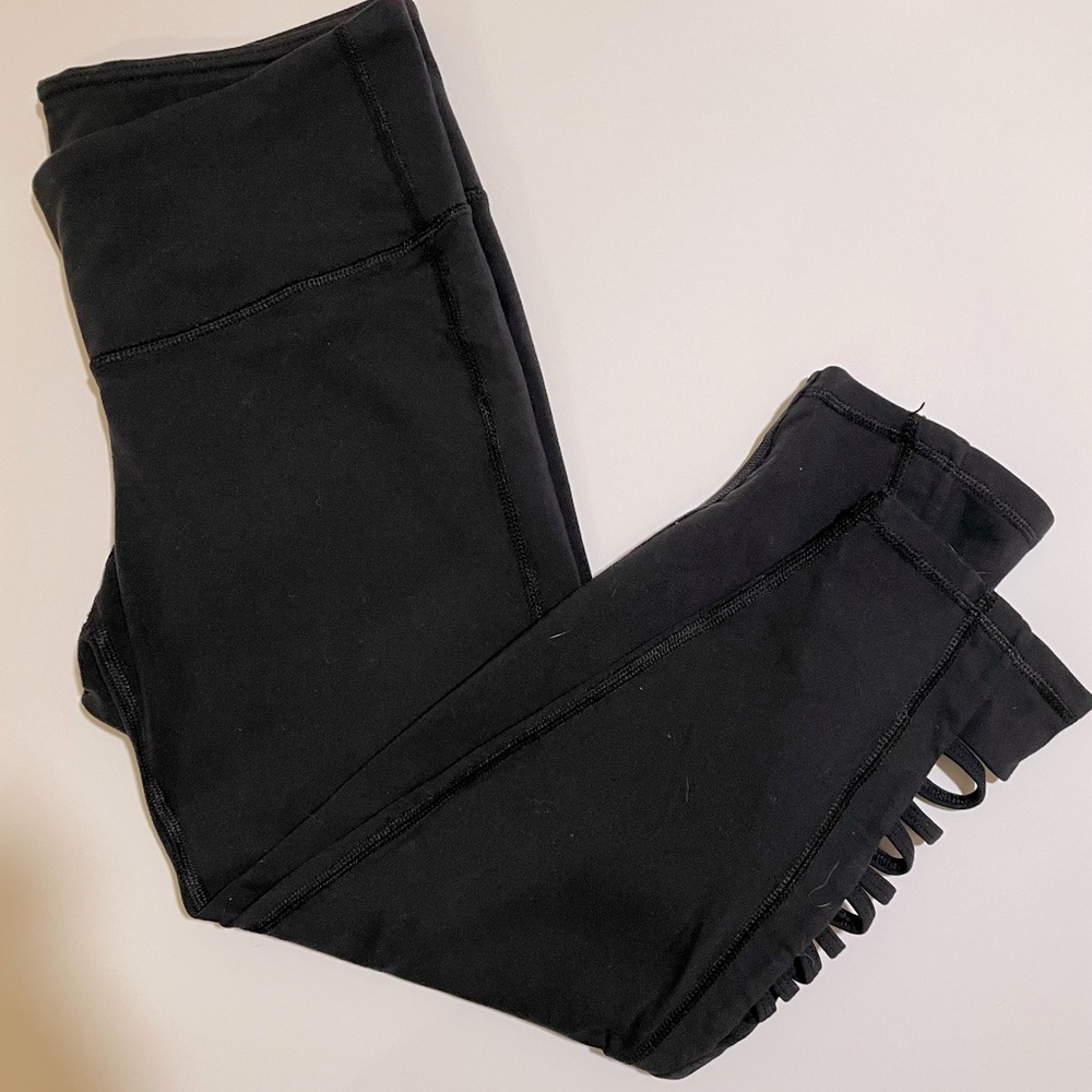 Athleta Capri Length Cut Out Black Leggings - S